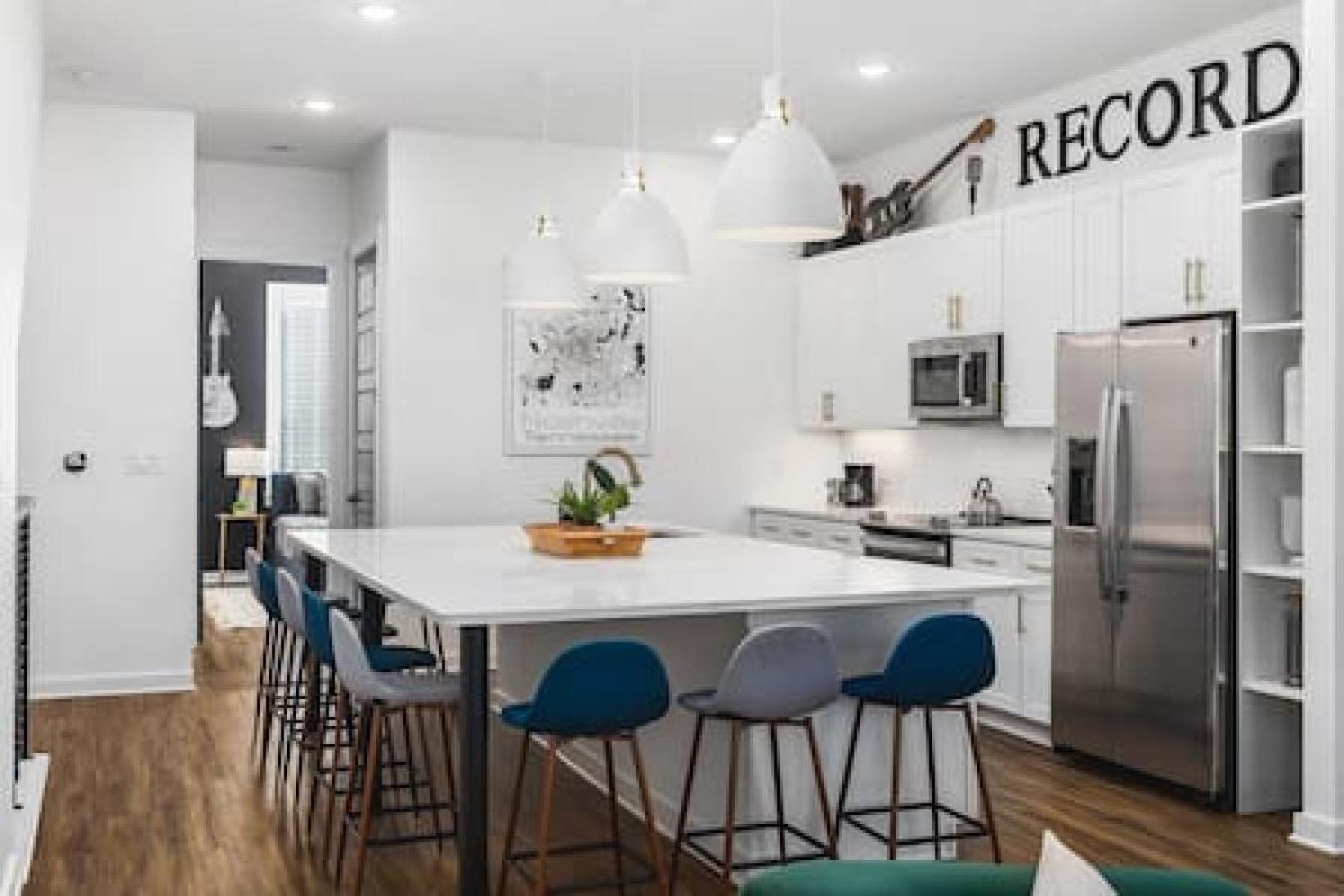 Spacious Home With Large Patio Rooftop Deck And Garage Nashville Ngoại thất bức ảnh