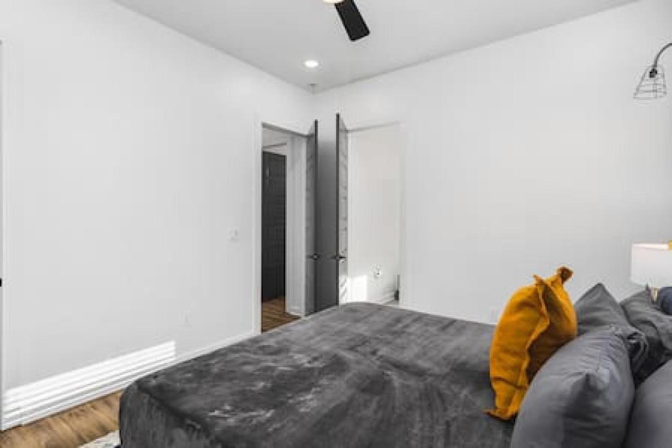 Spacious Home With Large Patio Rooftop Deck And Garage Nashville Ngoại thất bức ảnh