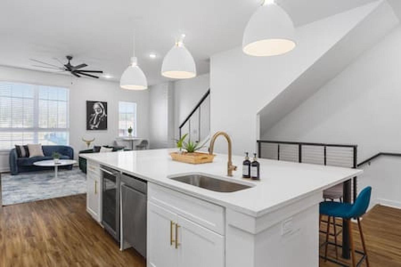 Spacious Home With Large Patio Rooftop Deck And Garage Nashville Ngoại thất bức ảnh