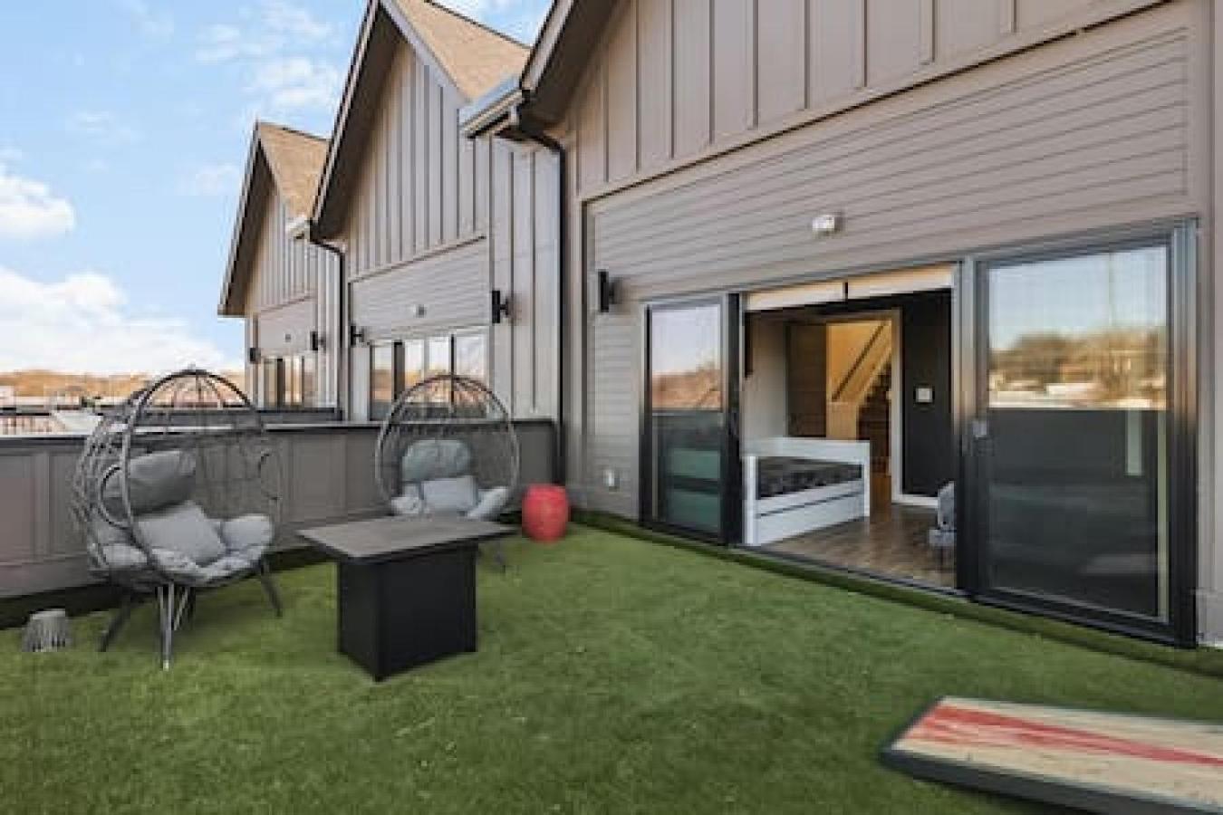 Spacious Home With Large Patio Rooftop Deck And Garage Nashville Ngoại thất bức ảnh