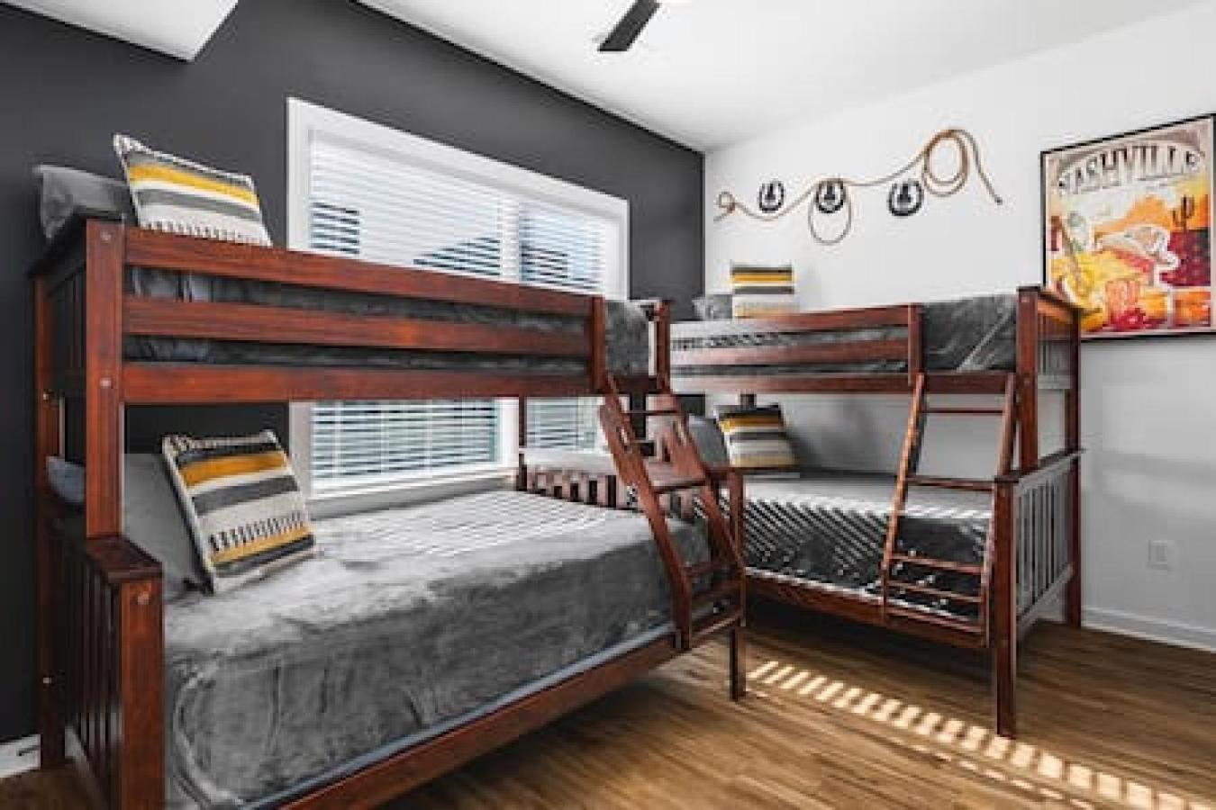 Spacious Home With Large Patio Rooftop Deck And Garage Nashville Ngoại thất bức ảnh